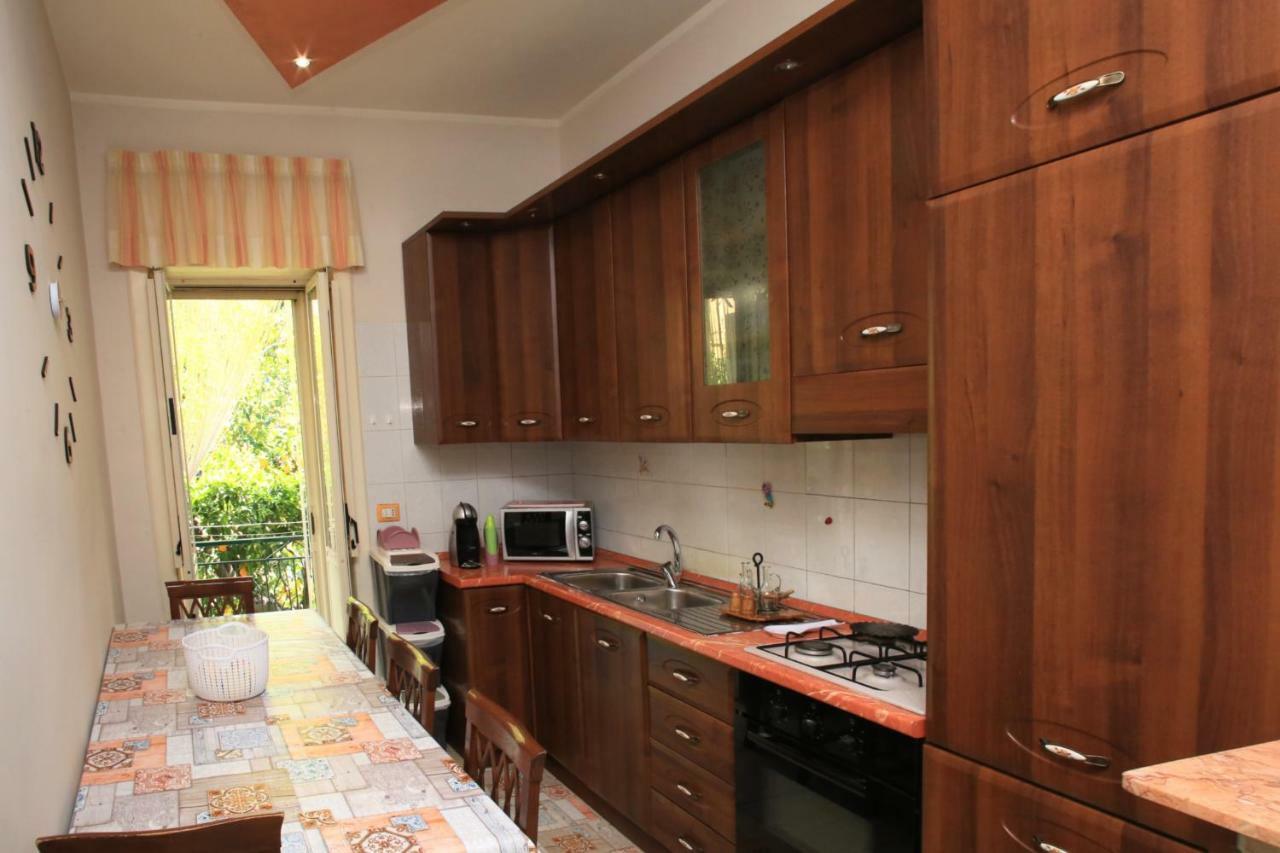 Bed and Breakfast Enjoy Solemare à Casola di Napoli Extérieur photo